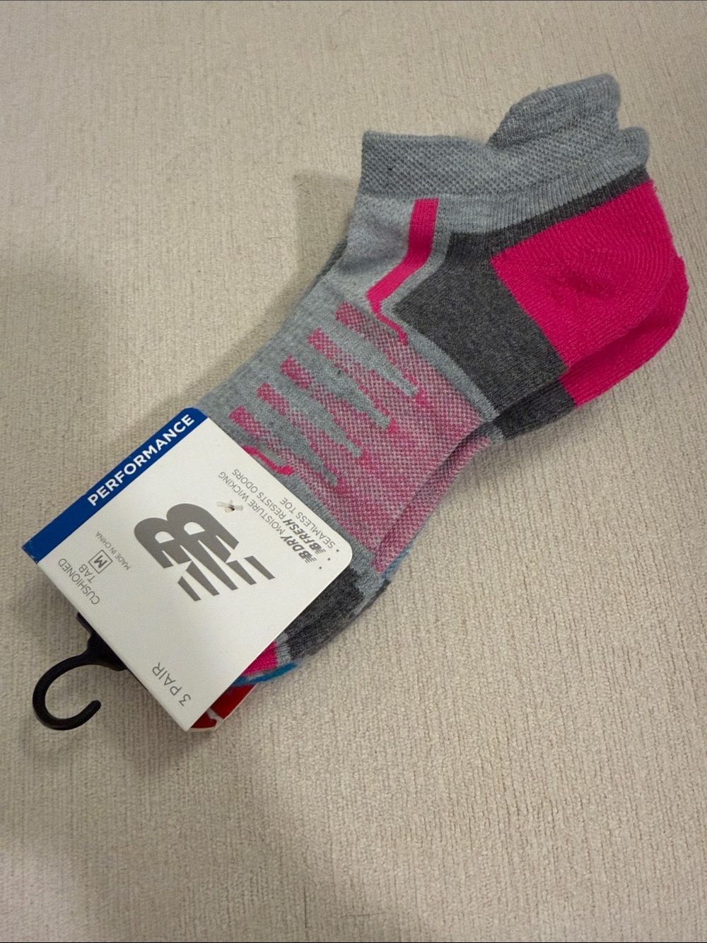 NWT New Balance Socks